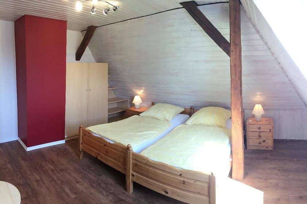 Altes Landhaus - Ferienwohnung Schleswig-Holstein in Kieler Förde, Wendtorf