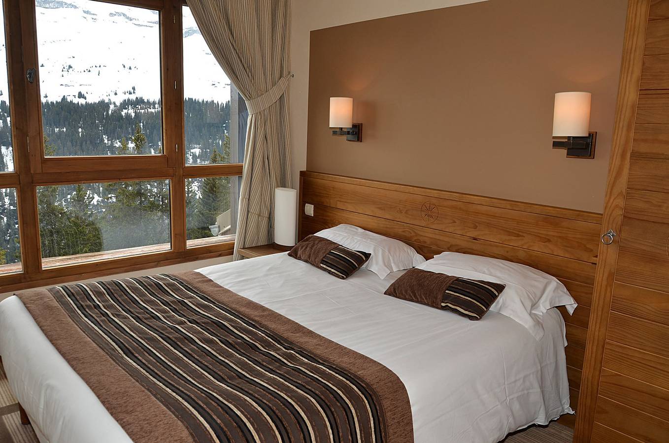 Geheel vakantieappartement, Appartement confortable · Accès direct aux pistes · Piscine · Spa · Wifi gratuit et illimité  (Fl-Eos520) in Flaine, Arâches-la-Frasse