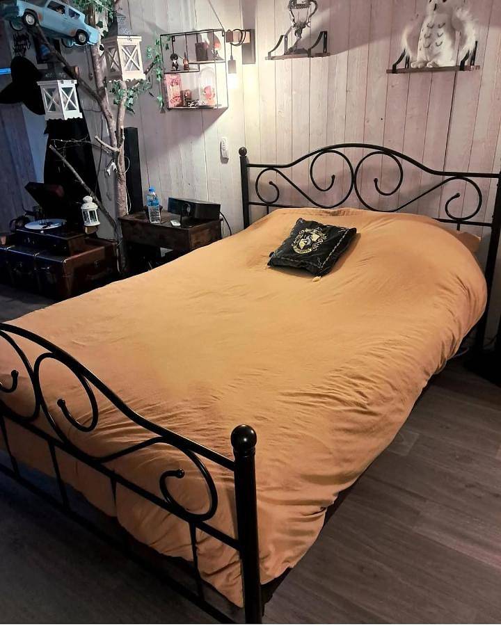 Appartement de vacances entier, La chambre secrète des sorciers in Longueval-Barbonval, Les Septvallons