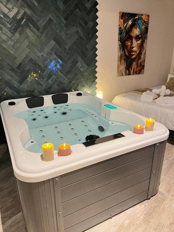 Gîte pour 2 personnes, avec Jacuzzi et Terrasse à Saint-Pargoire - 3