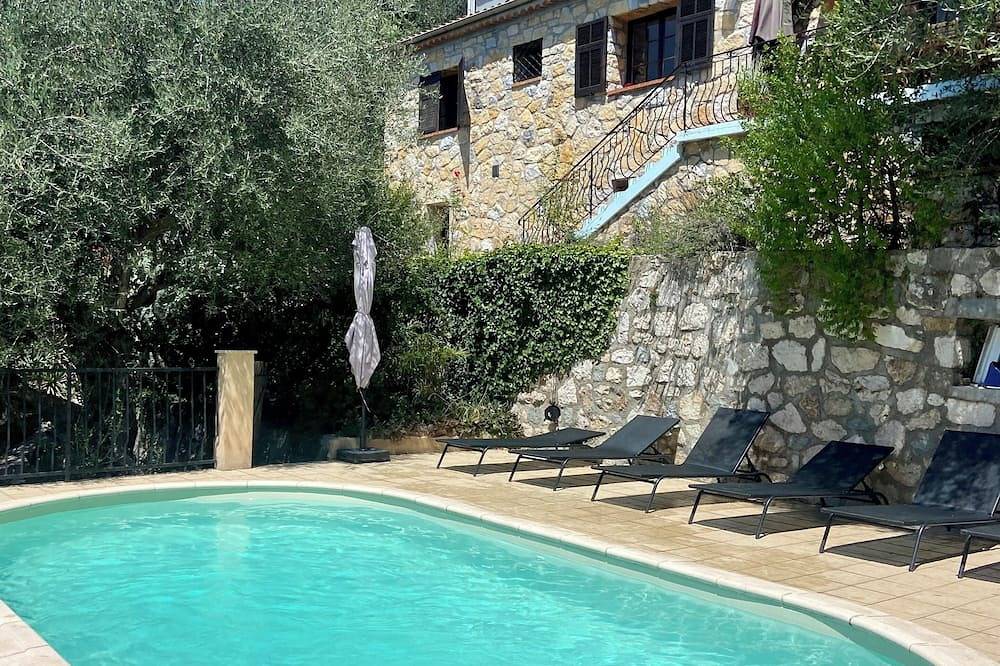 Near Nice large private villa and pool in Drap, Nizza Region