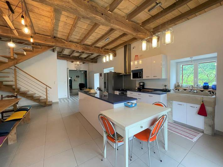 Gîte pour 6 personnes, avec Terrasse et Jardin