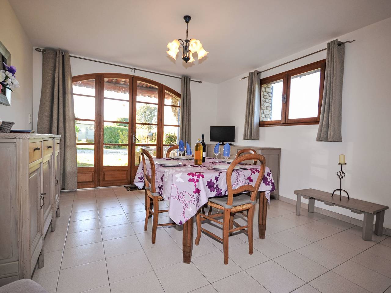 Appartement entier, Le Platane in Velleron, Vaucluse