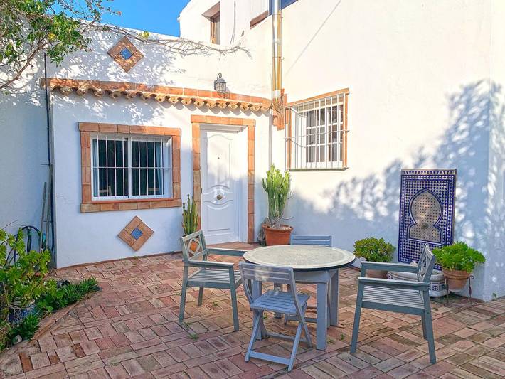 Location de vacances pour 6 personnes, avec jardin ainsi que terrasse et vue sur l’océan, animaux acceptés à Zahora - 3