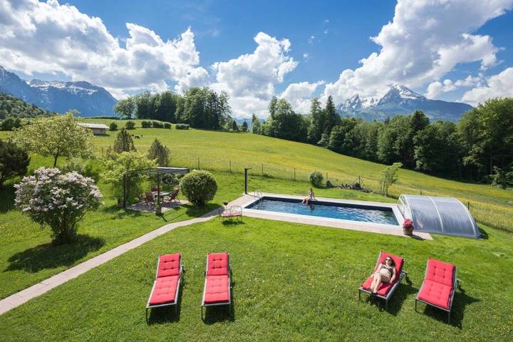 BnB für 2 Personen, mit Balkon und Terrasse sowie Garten und Pool in Bischofswiesen