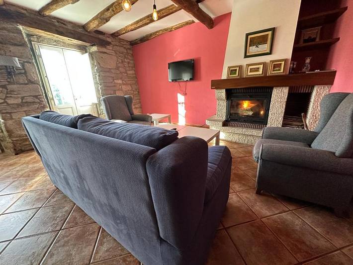 Location de vacances pour 7 personnes, avec jardin et vue, animaux acceptés à Sarria (Lugo) - 3