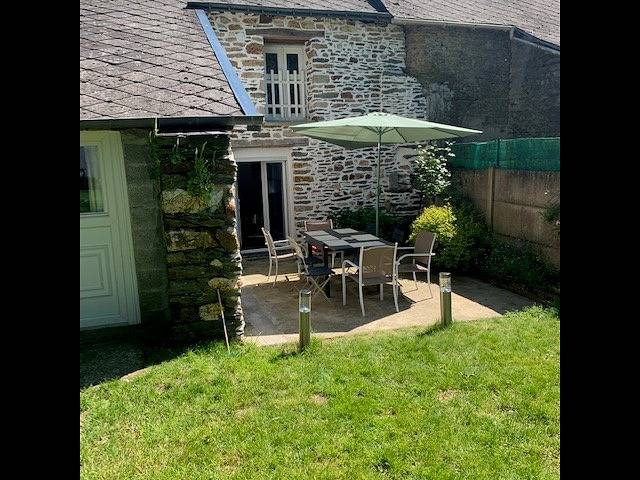 Location de vacances pour 6 personnes, avec jardin et terrasse à Lanouée - 4