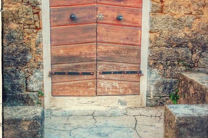 Location de vacances pour 8 personnes, avec Balcon à Tavera