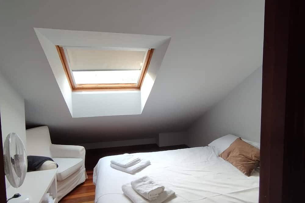 Ganze Wohnung, 15A04 Duplex con garaje Llanes centro in Llanes, Costa Verde (Spanien)