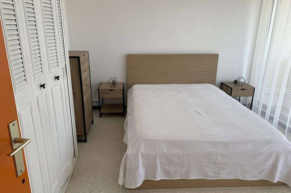 Entire apartment, Beautiful Apartment 4 People with Ac & Parking, Port Camargue in Port Camargue, Le Grau-du-Roi