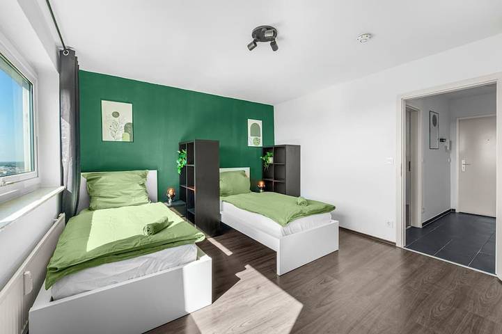 Ganze Wohnung, Apartment mit Panoramablick am Hauptbahnhof | 2 Zimmer, 4 getrennte Betten in Viewegs Garten- Bebelhof, Braunschweig