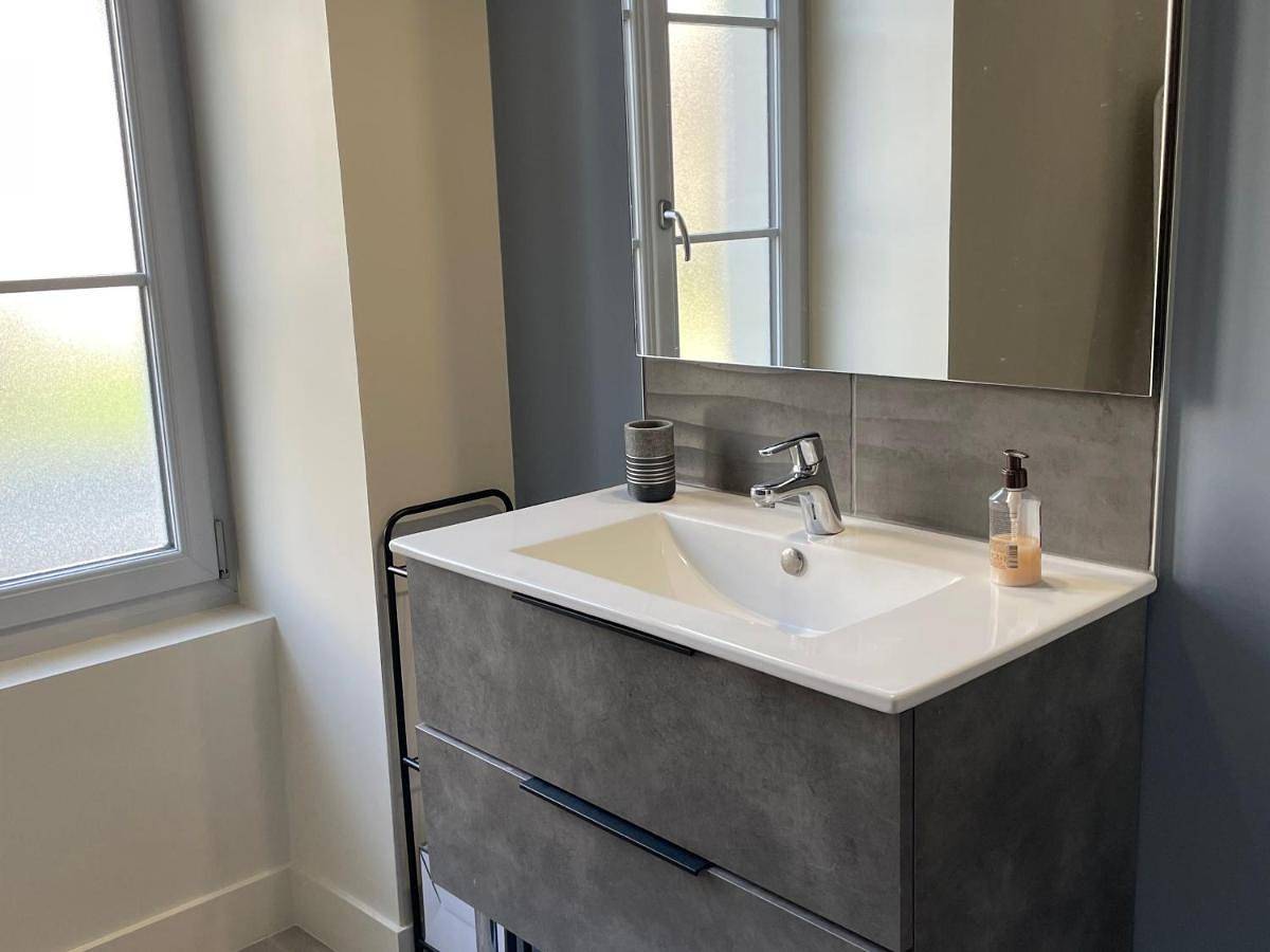 Détente près du Loir : Chambre et salon privés, idéal pour randonnées et proche des 24H du Mans - Fr-1-410-387 in Vaas, Vallée de la Loire