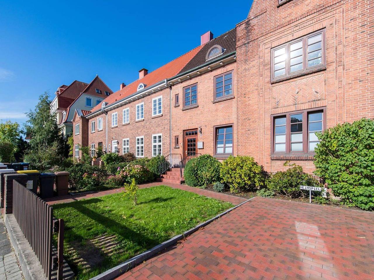 Ganze Ferienwohnung, - Heimspiel - Heimspiel / 3-Zimmer-Wohnung im Erdgeschoß mit Terrasse in Flensburg, Grünes Binnenland