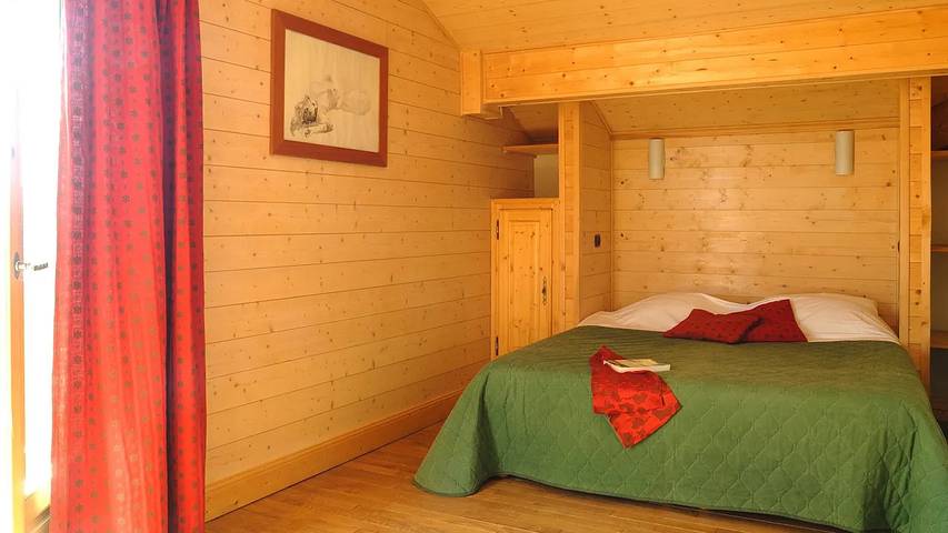 Chalet pour 10 personnes, avec Balcon ainsi que Terrasse et Jardin à Huez - 2