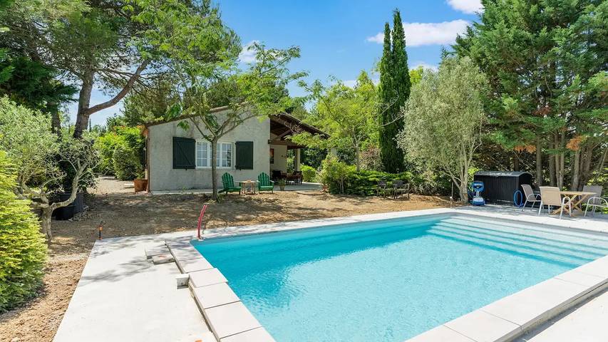 Location de vacances pour 7 personnes, avec jardin et piscine à Limoux