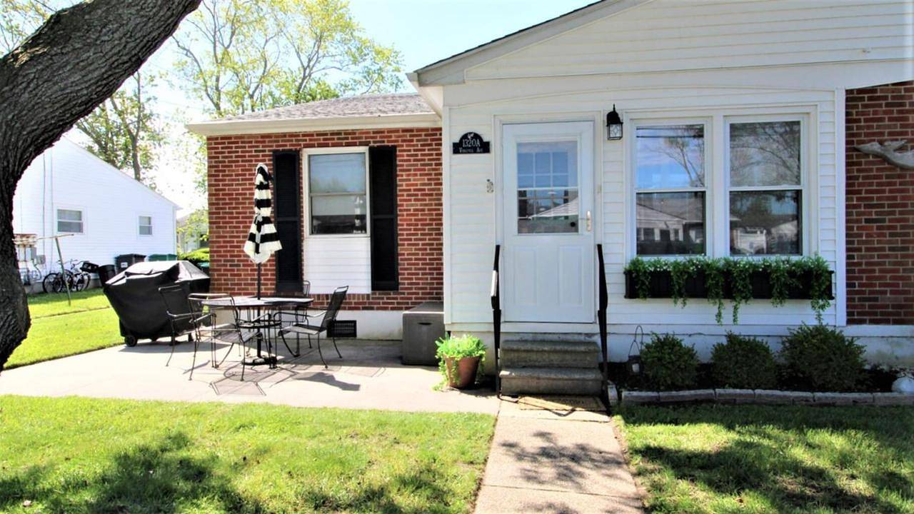 The 717 Charming Village Green Retreat in Cape May, Cape May County