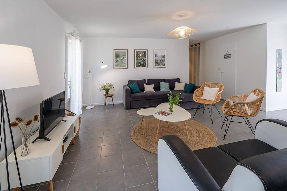 Comfortable cottage in peace between sea and marsh! in Sallertaine, Vandea