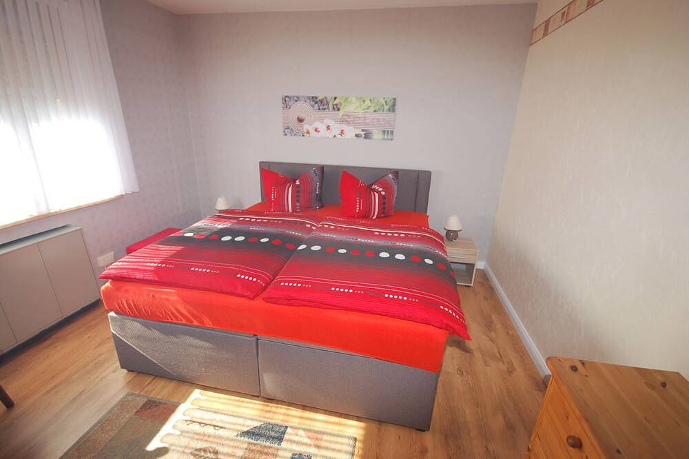 Ganze Wohnung, Schöne komfortable Ferienwohnung in Ostfriesland / Uplengen für zwei Personen in Uplengen, Ostfriesland