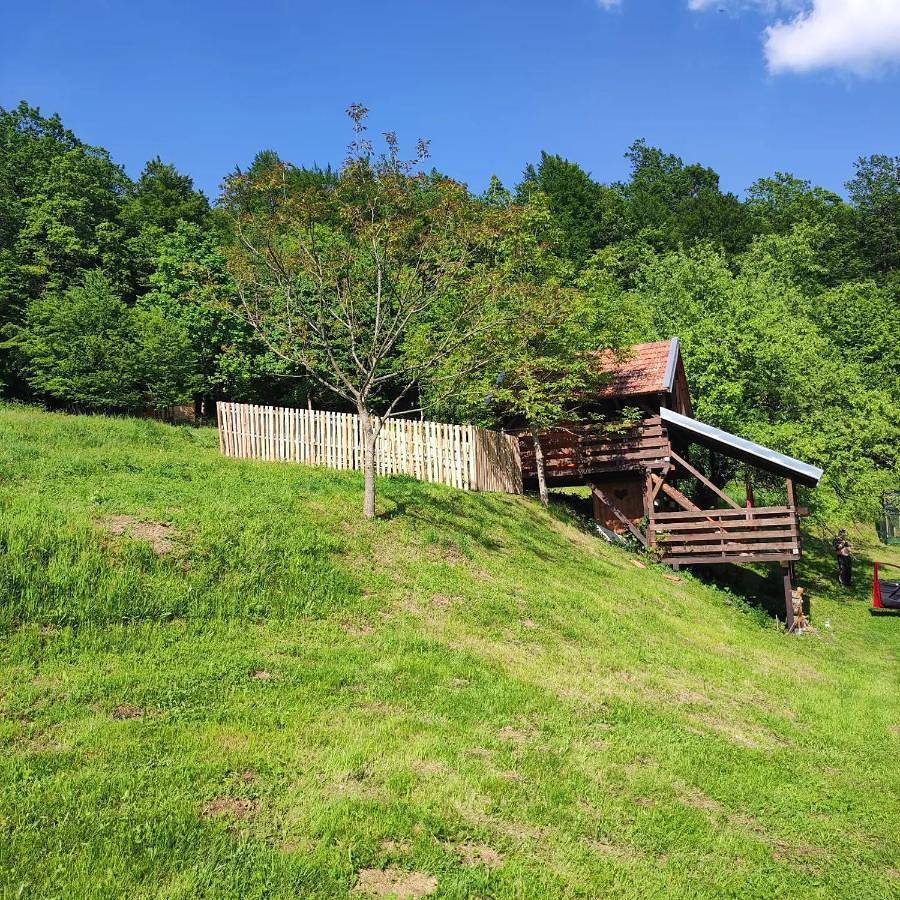 Robinzonski turizam "Robin` s Hood" in Delnice, Primorje-Gorski Kotar