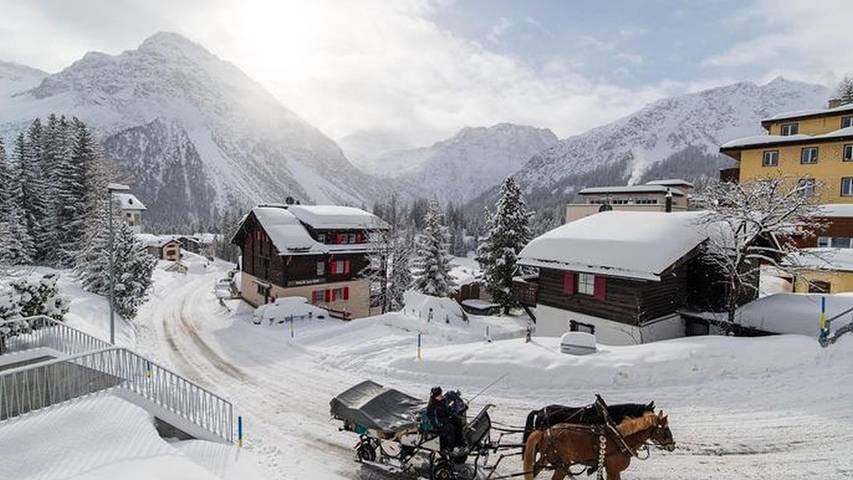Hütte für 4 Personen, mit Terrasse in Arosa