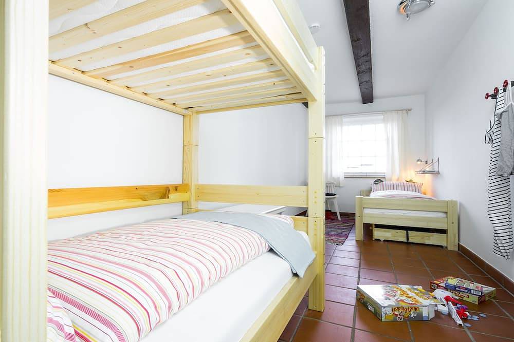 Ganze Wohnung, Ferienwohnung \"Haubarg Windschuur 1\" in Welt für 5 Personen in Welt, Eiderstedt