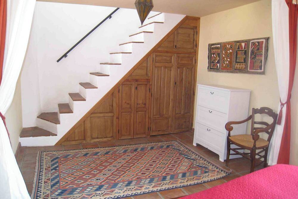 Beautiful townhouse with spectacular views in Canillas de Albaida, Cordillera Penibética