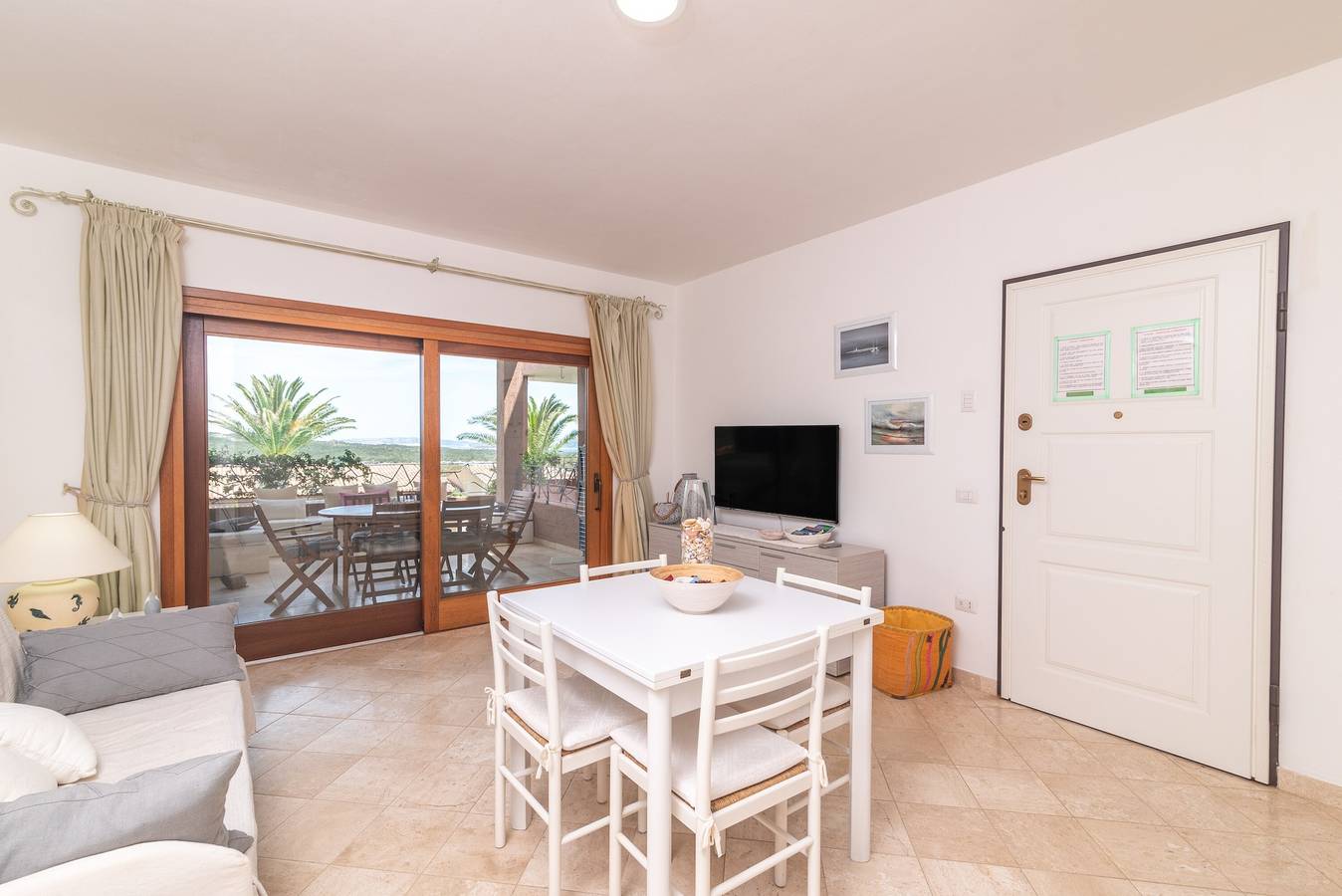 Appartement entier, Appartement 'Il Fiordo 17' avec vue sur la mer, piscine partagée et climatisation in Santa Teresa Gallura, Gallura