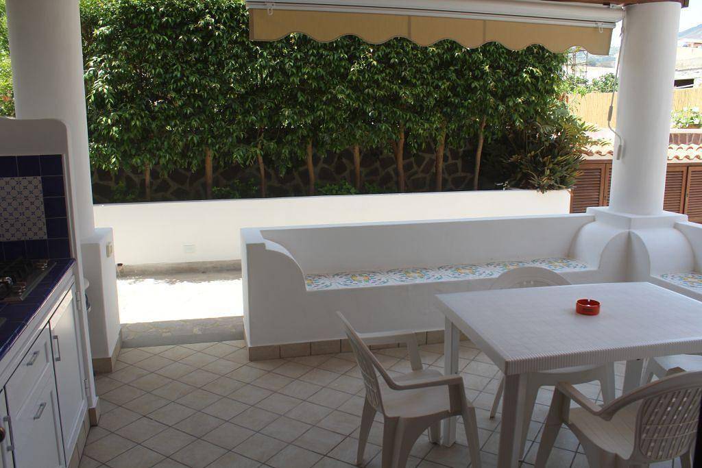 Ganze Ferienwohnung, Gemütliche Wohnung in Lipari mit Terrasse in Lipari