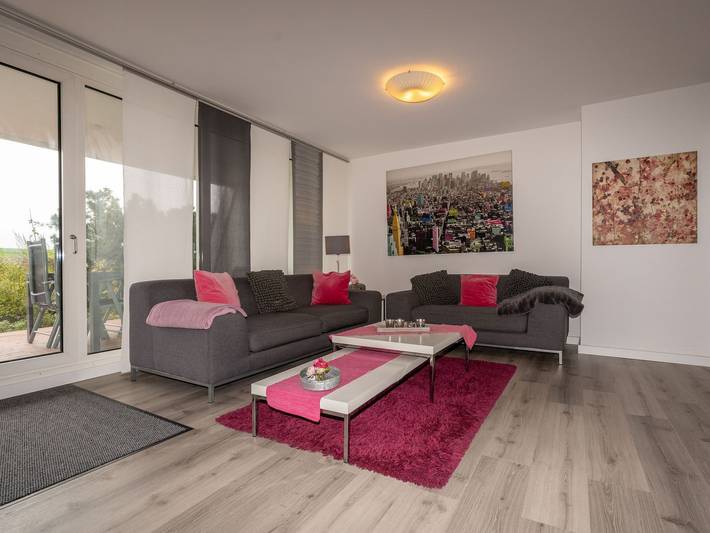 Ferienwohnung mit Meerblick für 4 Personen, mit Terrasse und Ausblick am Jadebusen