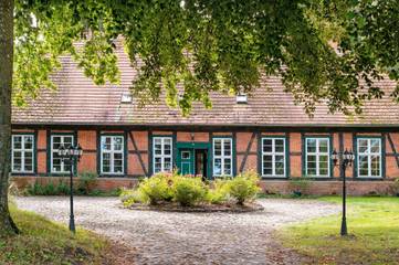 Ferienwohnung für 3 Personen, mit Garten in Laage