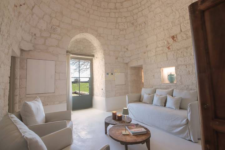 Td I Coni di Pinurè Trulli with Scenic Valley View in Martina Franca, Provincia de Taranto