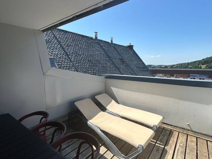 Gîte pour 6 personnes, avec terrasse dans Station de Super-Besse (Super-Besse) - 3