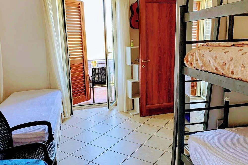 Ganze Wohnung, Ebikes, Fast Wi-Fi, Panorama, Ac, and sea nearby in Montecorice, Cilento Coast