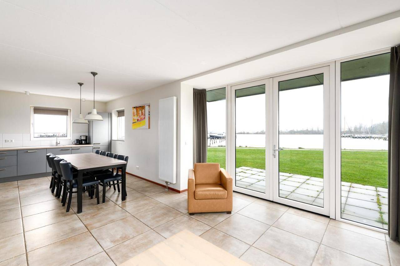 Water Villa 8 pers in Ijsselmeer