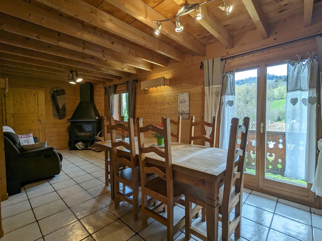 Chalet spacieux à La Bresse, idéal pour familles et amis in La Bresse, Parc naturel régional des Ballons des Vosges