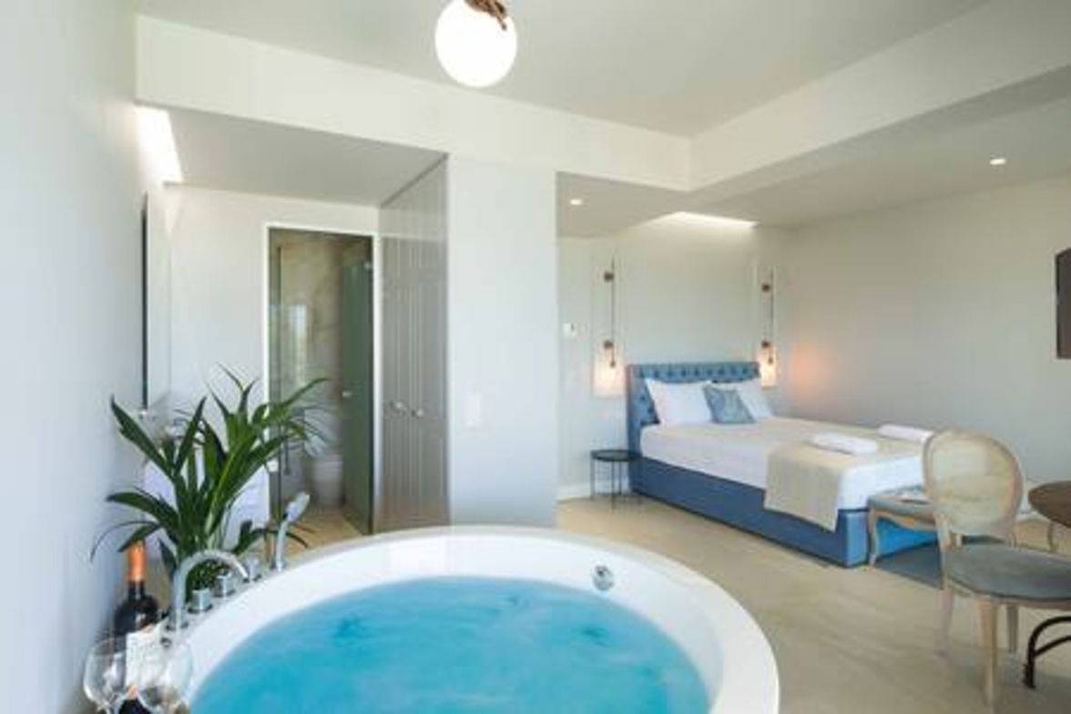 Villa Onore - Luxurious pool jacuzzi in Δασσιά, Κέρκυρα