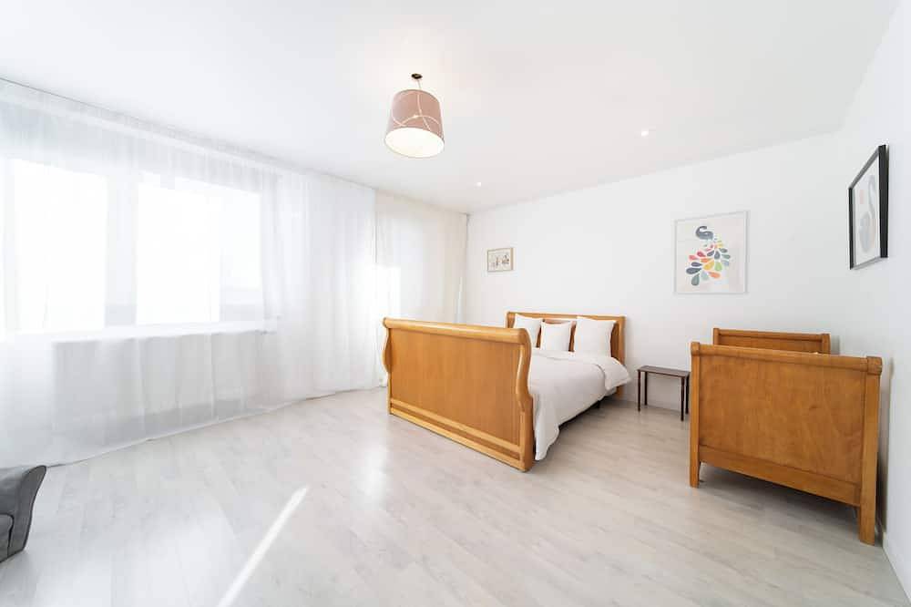 360m2 Xxl modern villa in the heart of the Vallée Noble, with pool and views in Soultzmatt, Parque natural regional de los Ballons des Vosges