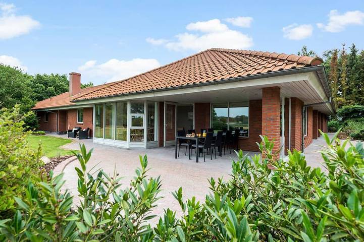 Ferienhaus für 10 Personen, mit Garten