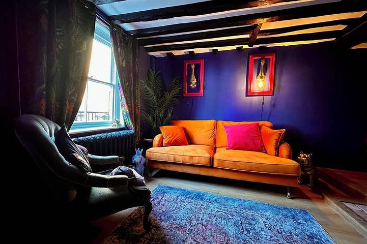 Log cabin for 4 people, with terrace in Hastings