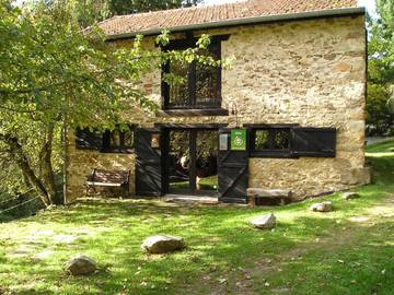 Gîte pour 4 personnes, avec jardin dans Parc naturel régional des Pyrénées ariégeoises