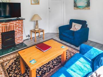 Holiday Home for 3 People in Red Wharf Bay, Isle of Anglesey, Photo 2
