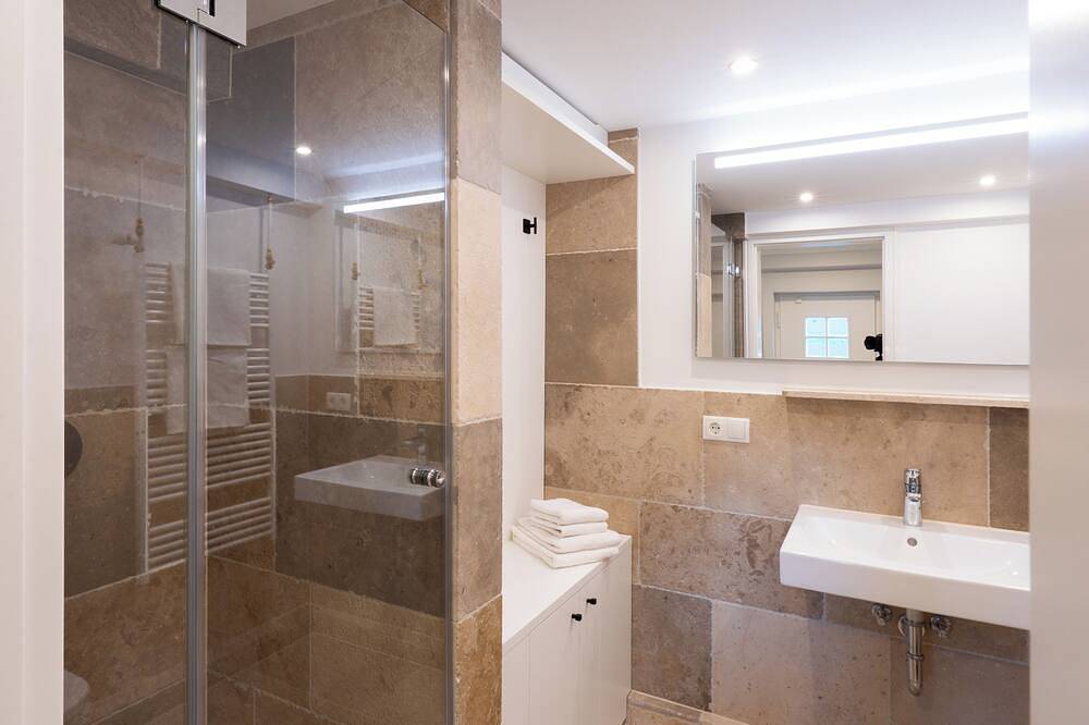 Ganze Wohnung, Hochwertige Ferienwohnung direkt am Naturschutzgebiet in Sylt (Gemeinde), Sylt