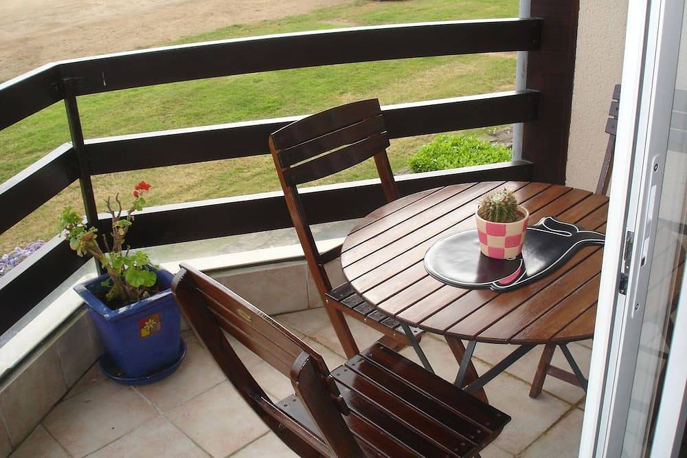 Apartamento entero, Gran estudio de 29 m2 con vistas al mar 50 m! in Perros-Guirec, Costa de granito rosa