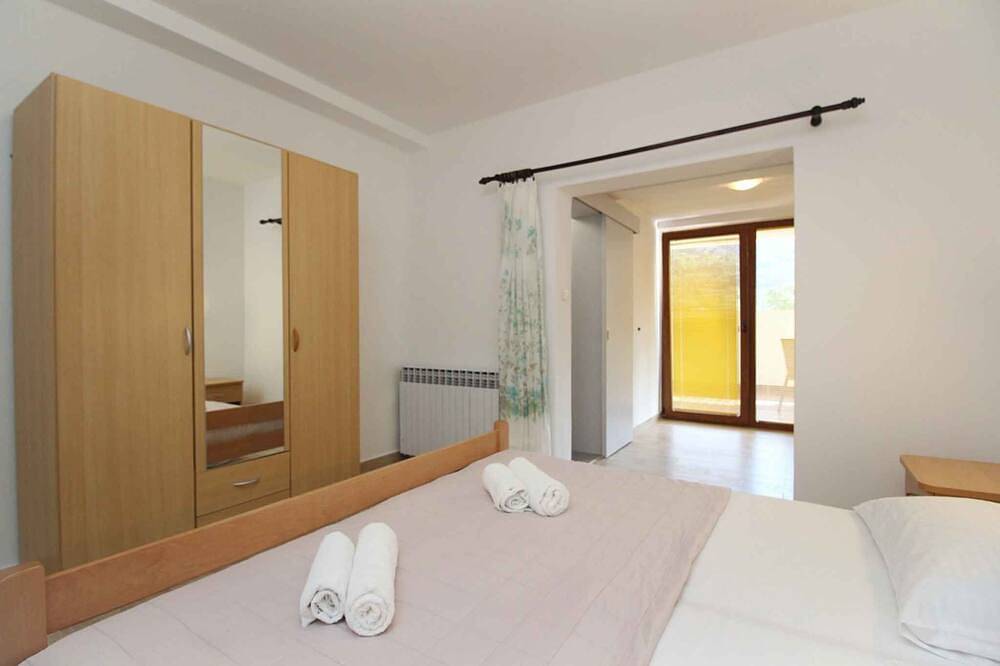 Ferienwohnung mit Balkon in Baska, Krk