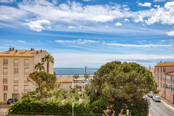 Apartamento entero, Estudio 'Les Ptits Loups, Le Grau D'agde' con vistas al mar y aire acondicionado in Grau d’Agde, Agde