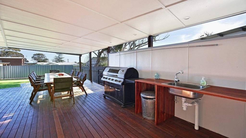 Der Lobster Pot - großartiger Essbereich im Freien in Currarong, Jervis Bay