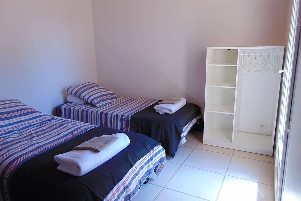 Apartamento entero, Accommodation in a magnificent villa in the Var in Bagnols-en-Forêt, Region de Draguignan