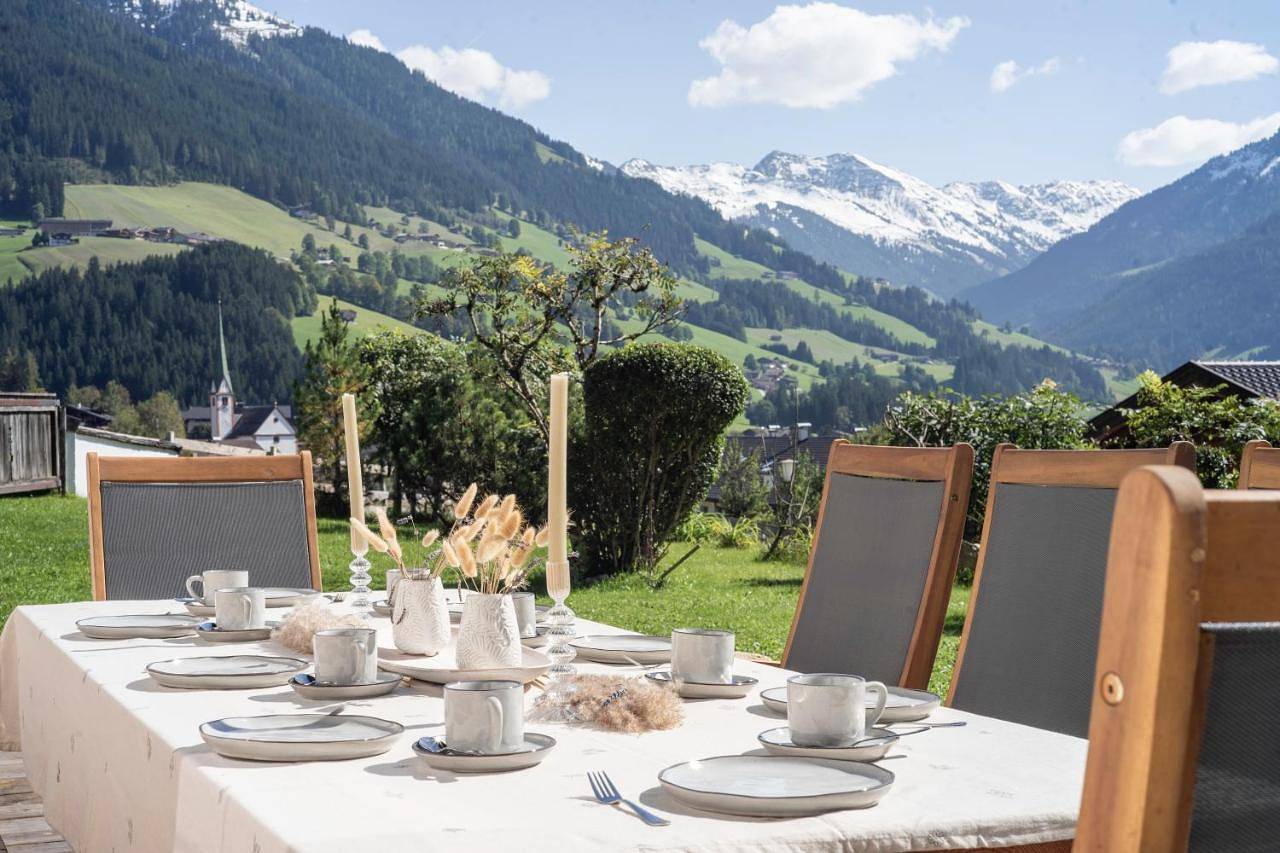 Hunters Lodge Chalet Superior in Alpbach, Kaisergebirge
