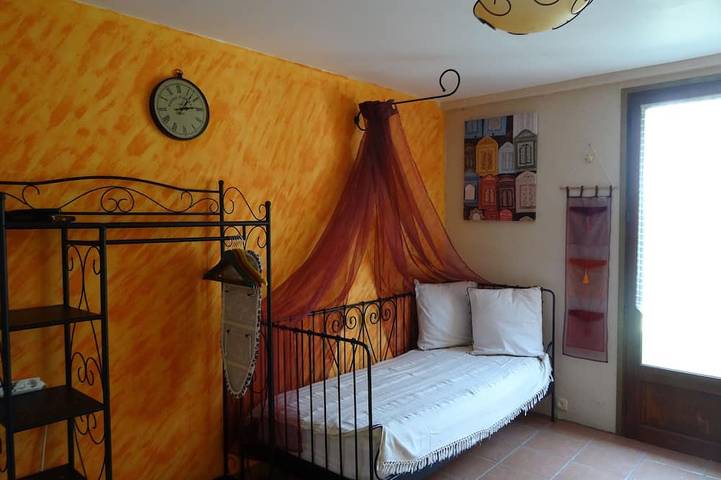 Appartement entier, Appartement style 'oriental' , cosy, calme, au bord de la forêt, près de l'océan in Mimizan, Côte d’Argent