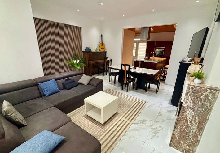 Location de vacances pour 8 personnes, avec terrasse à Brunehaut (Belgique)